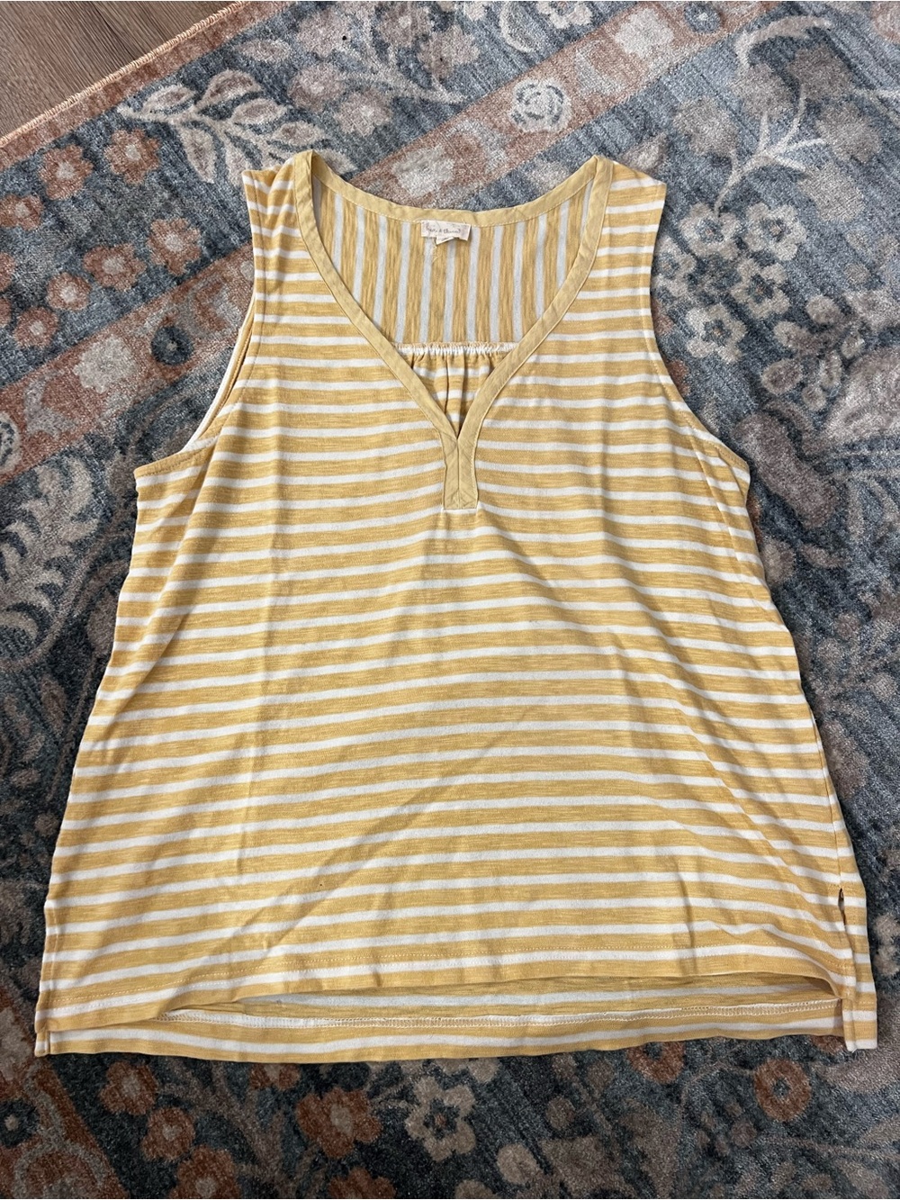 Striped Yellow & White Sleeveless V‑Neck Tank Top